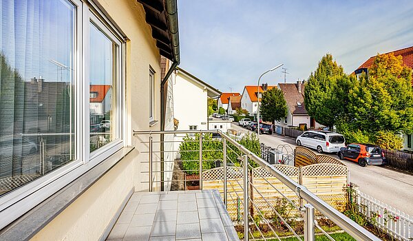 一戸建て 部屋数 6 部屋 | Unterschleißheim | 2209ML7 | ...Süd-Balkon