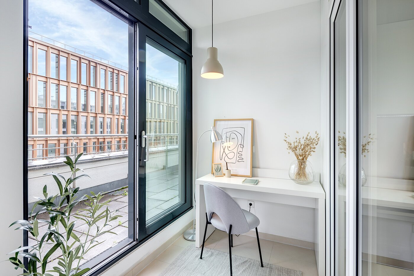 Apartment 部屋数 1.5 部屋 | München-Bogenhausen | 70233 | ...als Arbeitsplatz