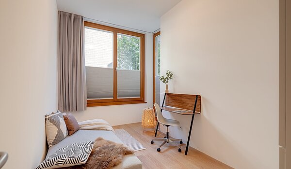 レイズド・グラウンドフロアー（一階が地表よりも高い） 部屋数 3 部屋 | München-Sendling | 2009ML8 | ...mit Fenster