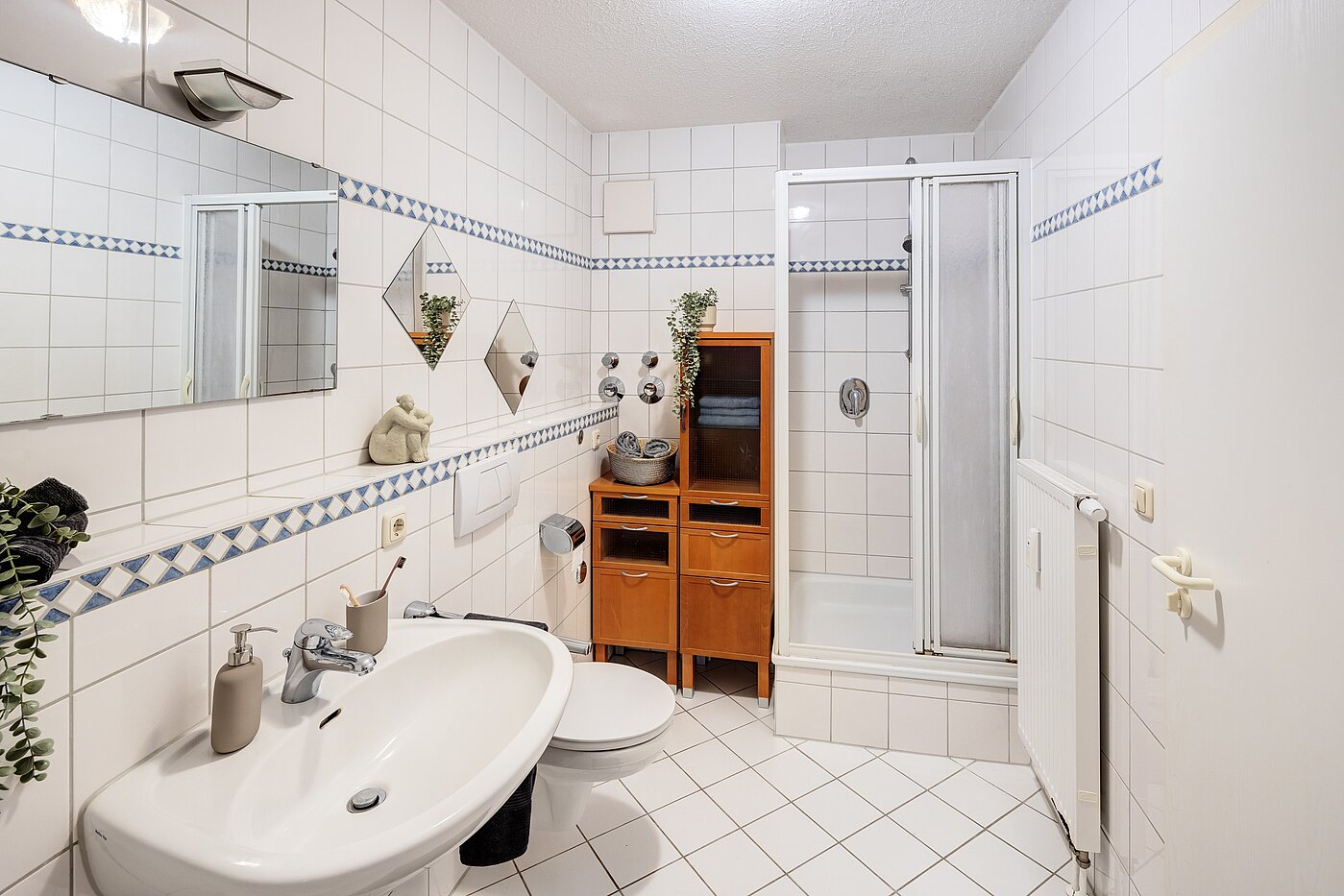 メゾネット・マンション（複数階にわたるマンション） 部屋数 3.5 部屋 | München-Trudering | 70238 | ...und Dusche