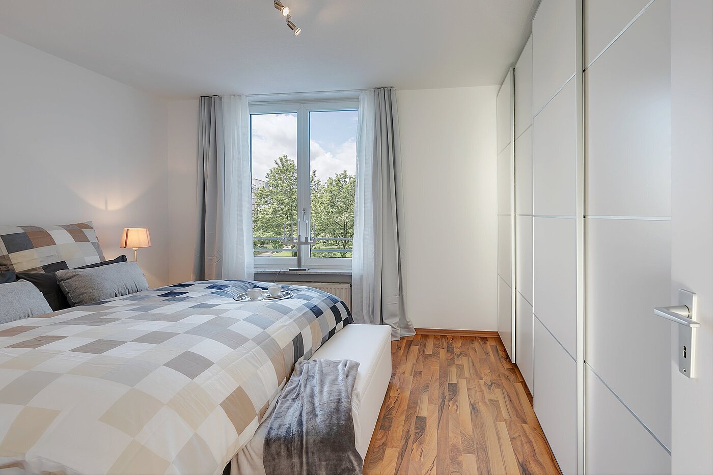 フラット 部屋数 2 部屋 | München-Oberföhring | 2007ML8 | Schlafzimmer