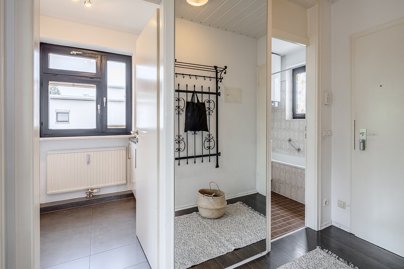フラット 部屋数 2 部屋 | Karlsfeld | 1906ML2 | ... Zugang zu allen Räumen