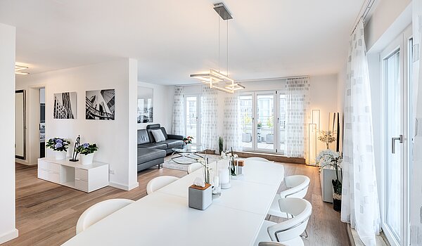 Penthouse 部屋数 3 部屋 | München-Riem | 70468 | Stilvoll gestalteter...