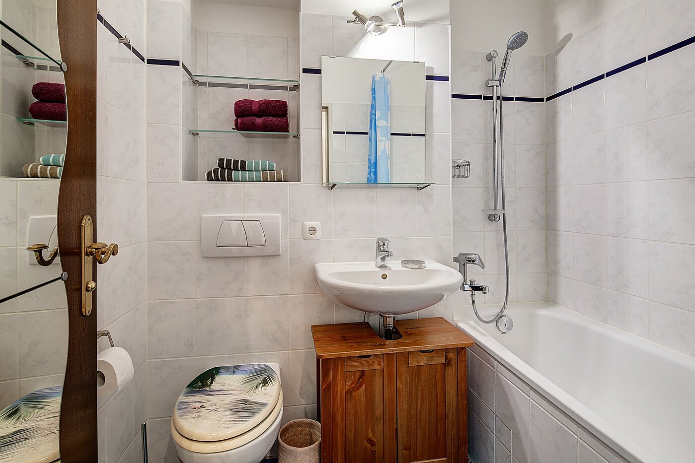 フラット 部屋数 1 部屋 | München-Schwabing | 2111ML3 | Das Wannenbad...