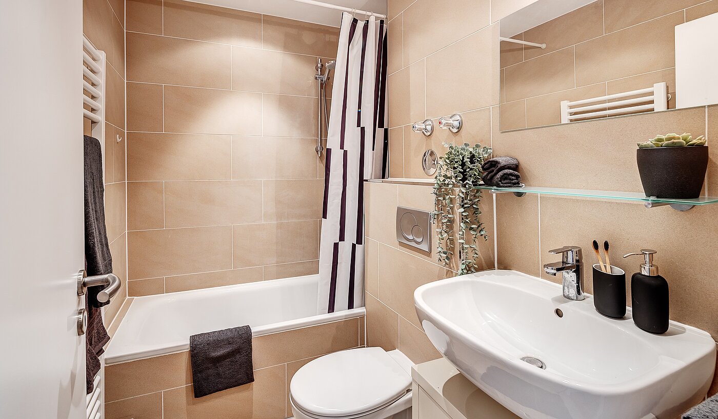 フラット 部屋数 1 部屋 | München-Milbertshofen | 2112ML4 | Geschmackvolles Bad