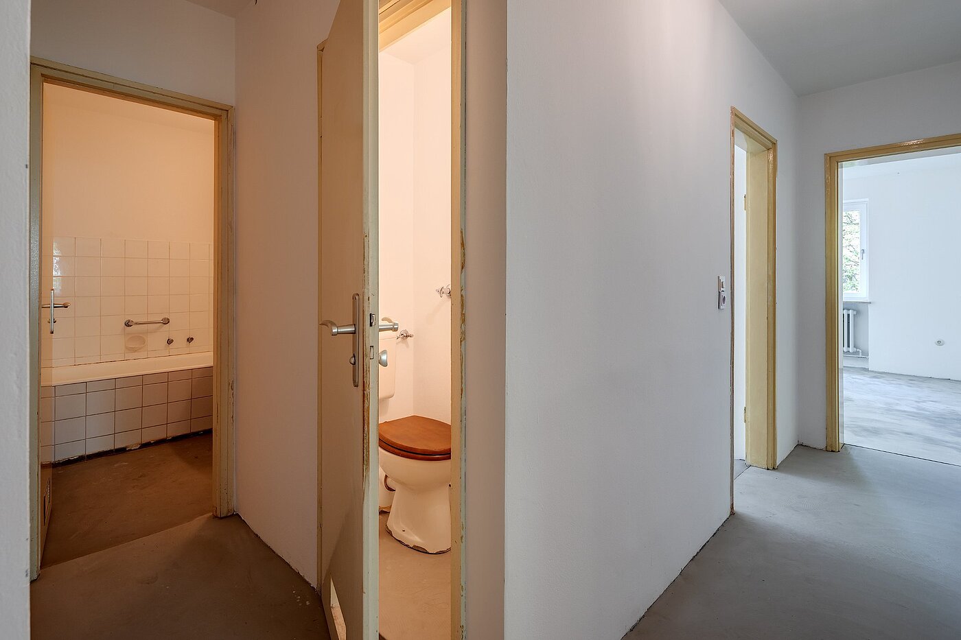 フラット 部屋数 4 部屋 | München-Aubing | 1904ML4 | Bad und Gäste-WC