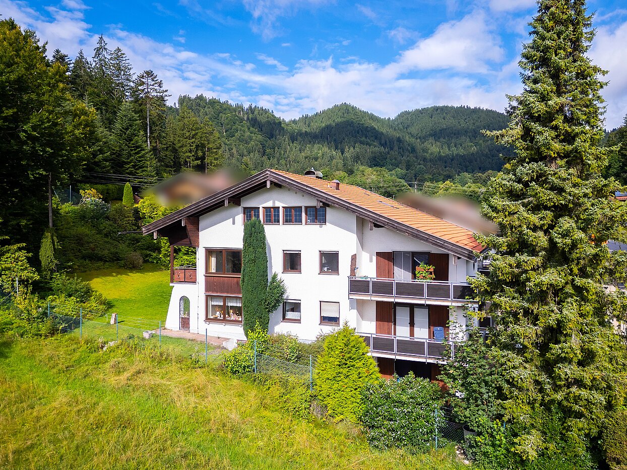 Mehrfamilienhaus 部屋数 10 部屋 | Bad Wiessee | 70212 | von Osten