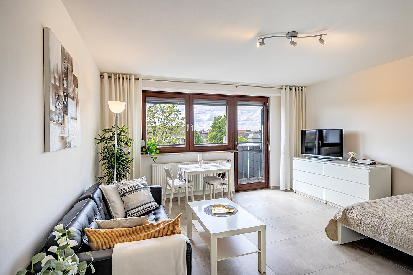 フラット 部屋数 1 部屋 | München-Milbertshofen | 704371 | Sonnig Ruhig Hell