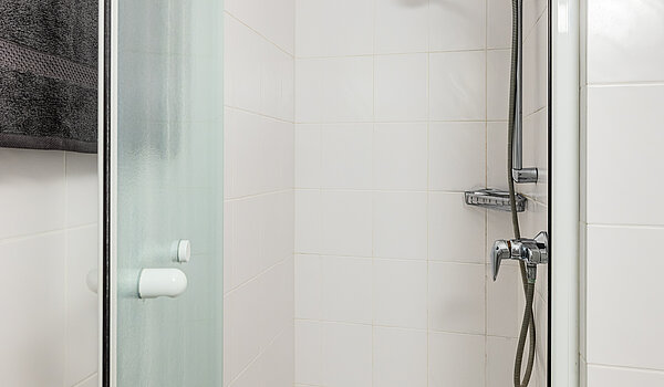 フラット 部屋数 3.5 部屋 | München-Bogenhausen | 70305 | ...Duschbad