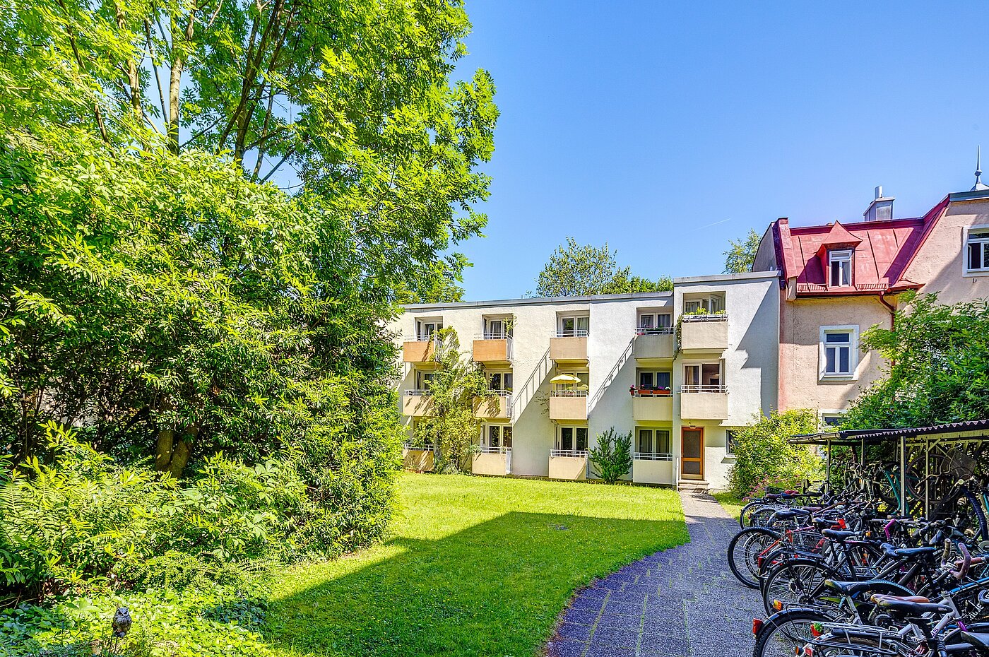 フラット 部屋数 1 部屋 | München-Schwabing | 2210ML3 | ...im grünen Innenhof