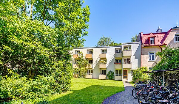 フラット 部屋数 1 部屋 | München-Schwabing | 2210ML3 | ...im grünen Innenhof