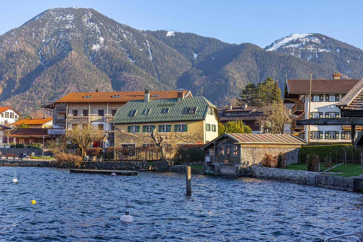 Mehrfamilienhaus 部屋数 11 部屋 | Rottach-Egern | 70215 | auf das Haus