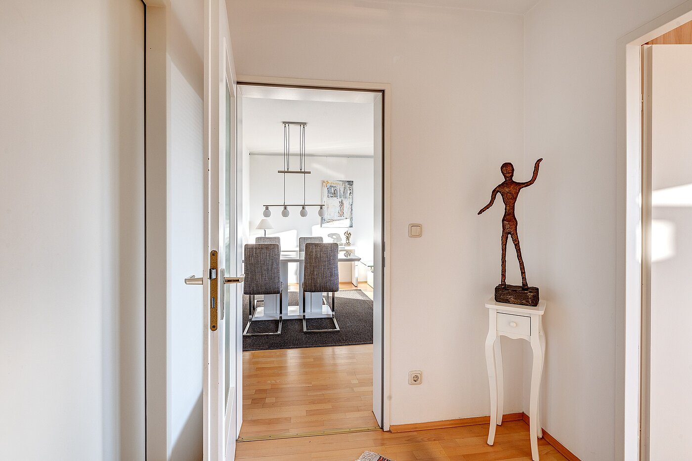 フラット 部屋数 3 部屋 | Unterschleißheim | 70003 | Kleiner Flur