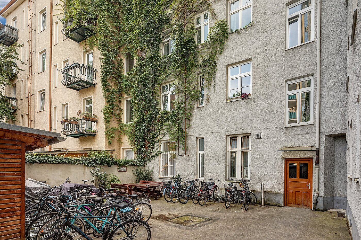 フラット 部屋数 5 部屋 | München-Au | 2009ML3 | Hof mit Fahrradstellplätzen