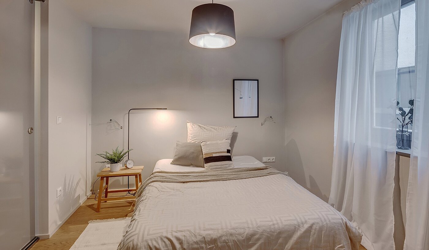 レイズド・グラウンドフロアー（一階が地表よりも高い） 部屋数 2 部屋 | München-Lehel | 2012ML1 | Gemütliches Schlafzimmer...