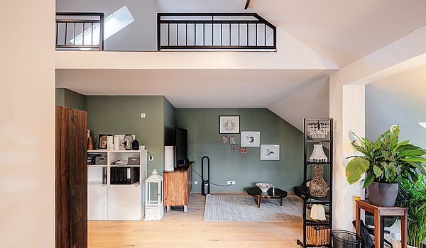 角のテラスハウス 部屋数 6 部屋 | München-Trudering | 70191 | ...Empore und...