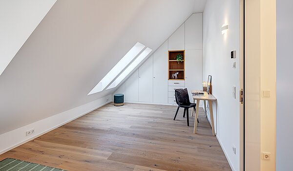メゾネット・マンション（複数階にわたるマンション） 部屋数 4 部屋 | München-Obermenzing | 701553 | ...mit viel Fläche
