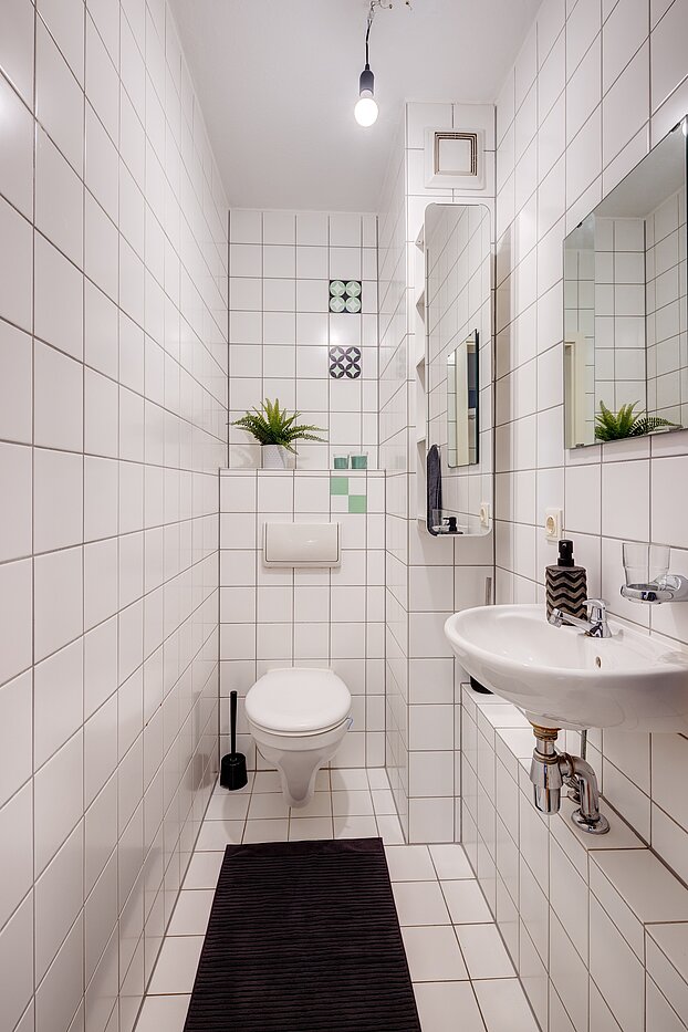 フラット 部屋数 3 部屋 | München-Bogenhausen | 70085 | Separates Gäste-WC