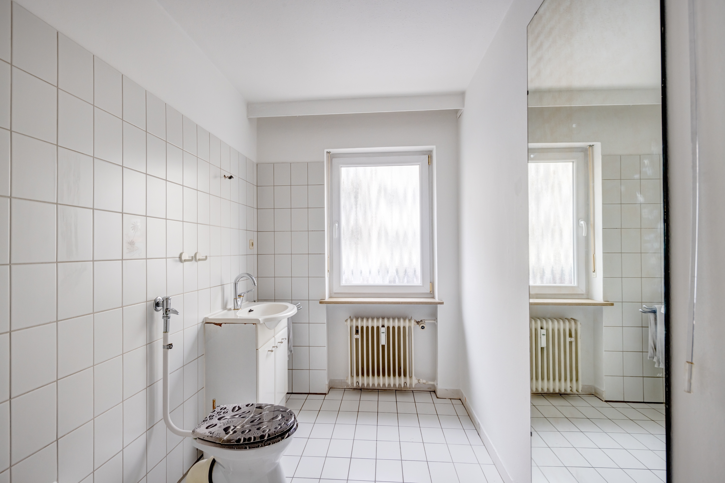 レイズド・グラウンドフロアー（一階が地表よりも高い） 部屋数 2.5 部屋 | München-Schwabing | 70441 | Und Fenster | Thumbnail
