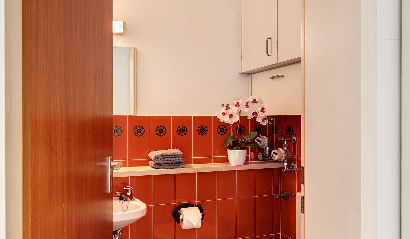 フラット 部屋数 4 部屋 | Freising | 2003ML7 | Gäste-WC