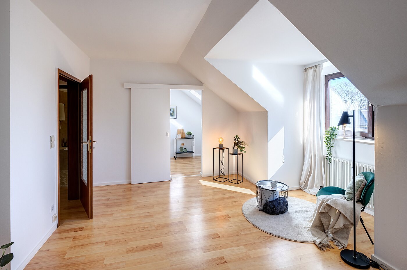 フラット 部屋数 1 部屋 | Starnberg | 2202ML2 | Blick in Richtung Küche