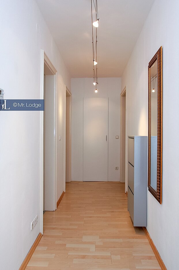 フラット 部屋数 2 部屋 | München-Isarvorstadt | 1709ML2 | Flur mit Einbauschrank