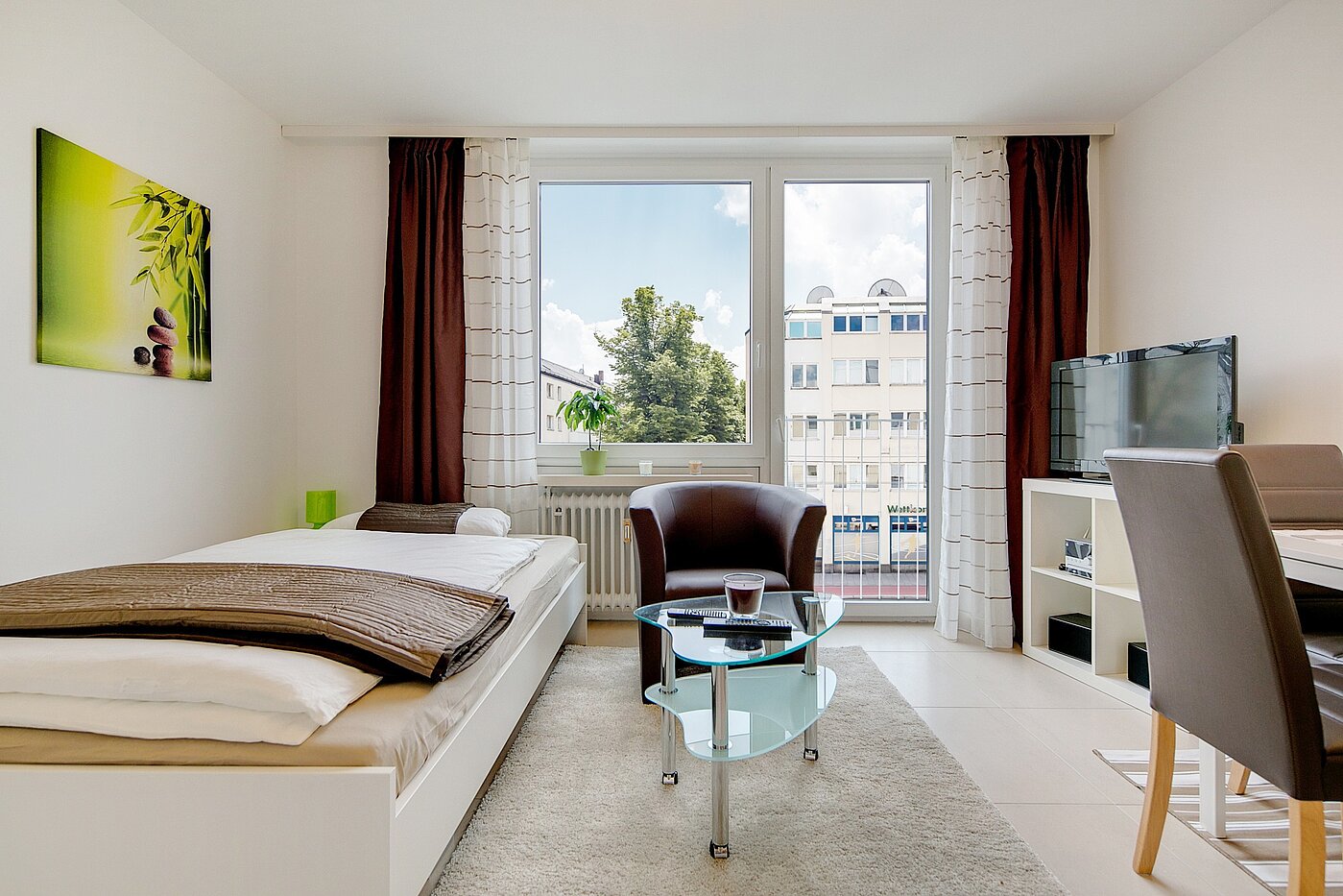 フラット 部屋数 1 部屋 | München-Berg am Laim | 2209ML2 | ...in das lichtdurchflutete Apartment