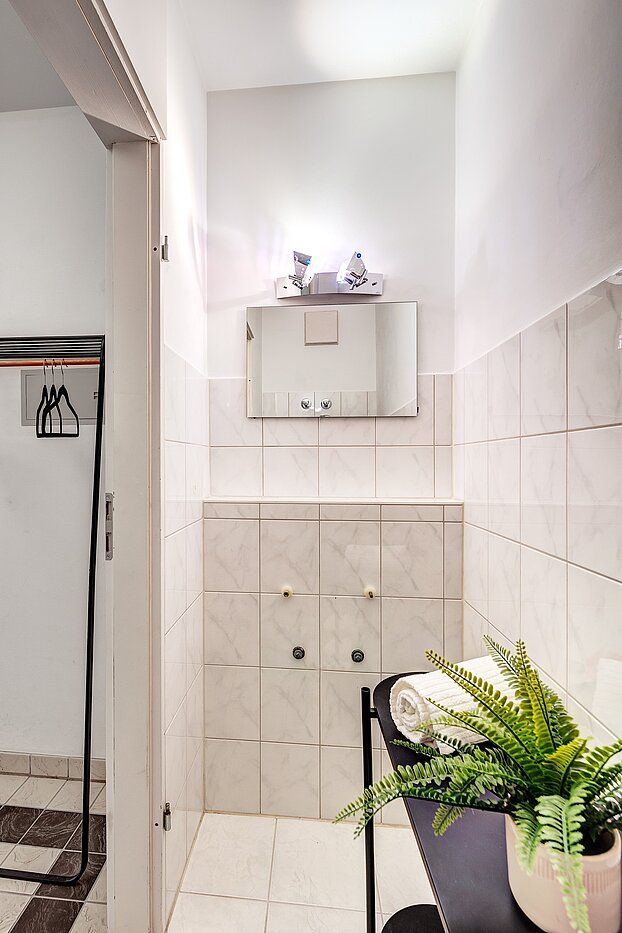 フラット 部屋数 2.5 部屋 | München-Harlaching | 70018 | ...oder Gäste-WC