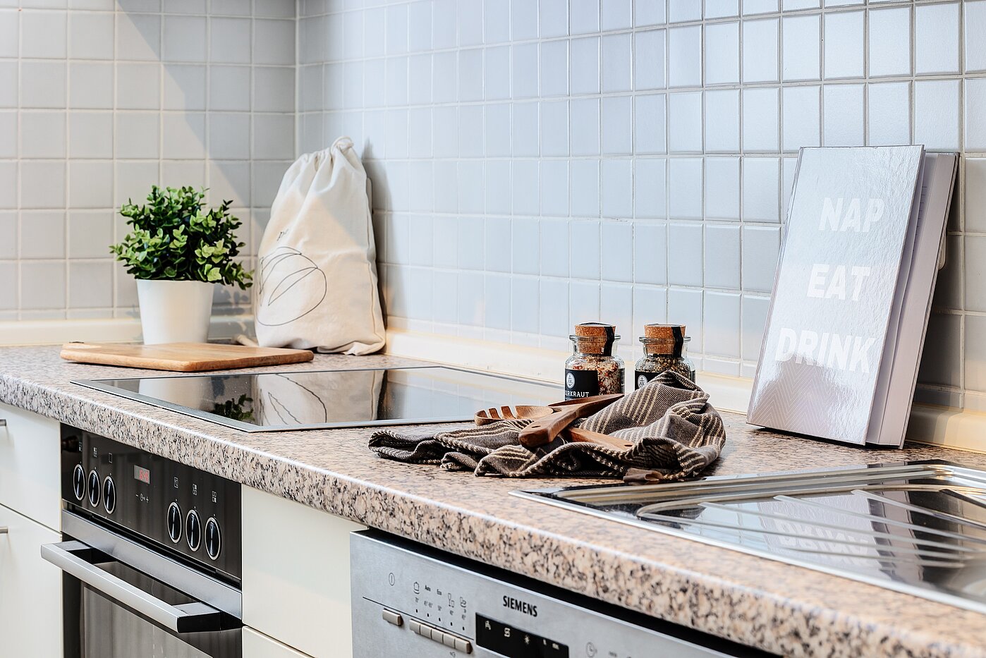 フラット 部屋数 3 部屋 | München-Oberföhring | 70246