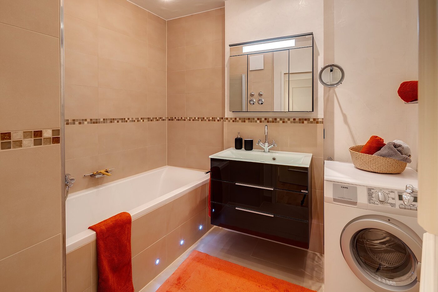 フラット 部屋数 2 部屋 | München-Altstadt | 2106ML7 | Bad mit Badewanne und...