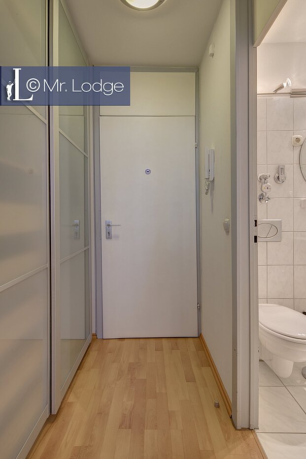 フラット 部屋数 1 部屋 | München-Sendling-Westpark | 1706ML8 | Diele mit Einbauschrank
