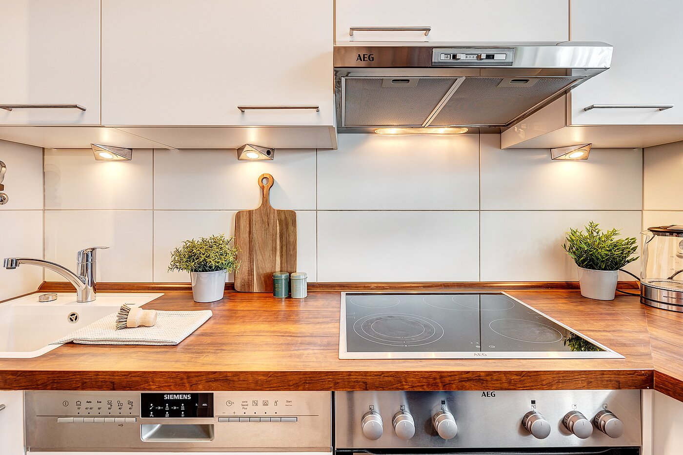 フラット 部屋数 2 部屋 | München-Schwabing | 2205ML71 | ...mit elektrischen Geräten