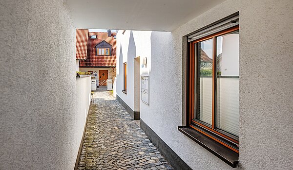 メゾネット・マンション（複数階にわたるマンション） 部屋数 3.5 部屋 | München-Trudering | 703911 | Hauseingang