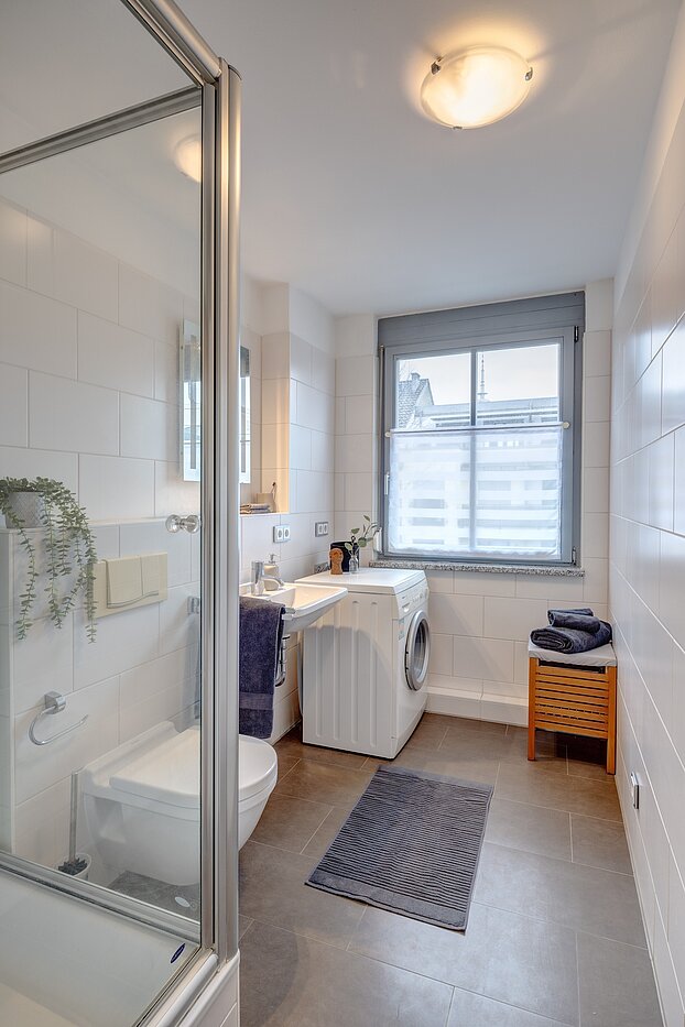 Apartment 部屋数 1 部屋 | München-Milbertshofen | 70188 | Tageslichtbad mit...