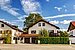 フラット 部屋数 3 部屋 | München-Trudering | 70481 | Außenansicht mit Garage | Thumbnail