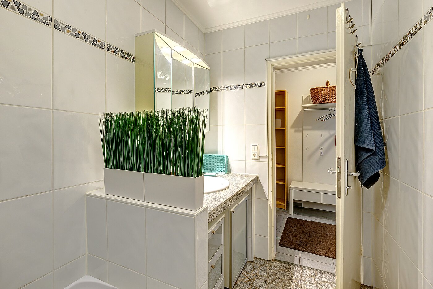 フラット 部屋数 2 部屋 | München-Milbertshofen | 701801 | Helles Bad...