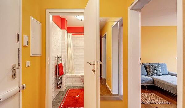 フラット 部屋数 2 部屋 | München-Bogenhausen | 70287 | ...Bad und Wohnzimmer