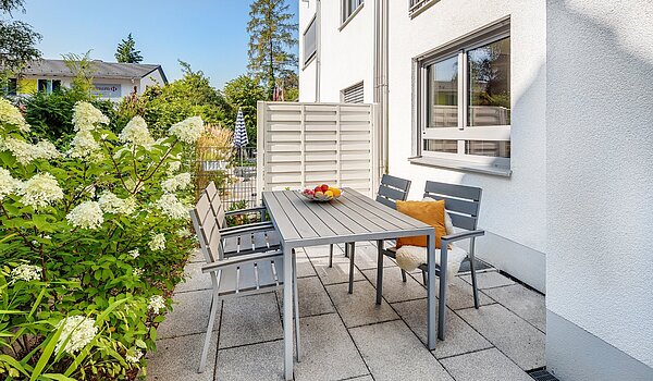 セミ・デタッチド・ハウス（一戸建てを二つに分けた家屋） 部屋数 6 部屋 | München-Pasing | 2007ML5 | ...impressionen