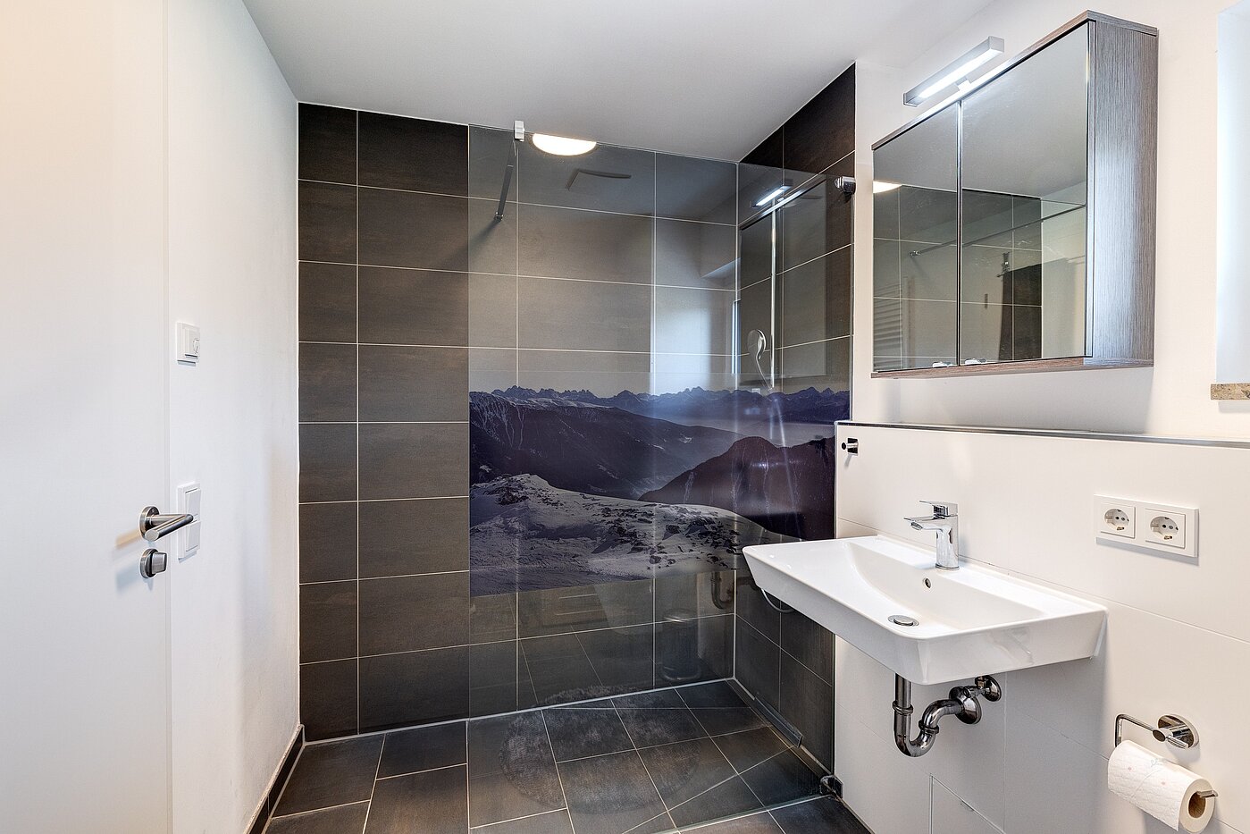 フラット 部屋数 2 部屋 | Freising | 70156 | ...Walk-In-Dusche