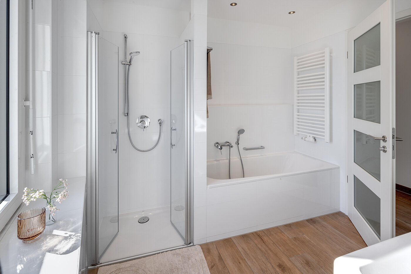 フラット 部屋数 3 部屋 | München-Obersendling | 70260 | ...Dusche und Badewanne