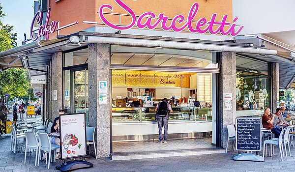 フラット 部屋数 1 部屋 | München-Neuhausen | 702271 | ...um die Ecke