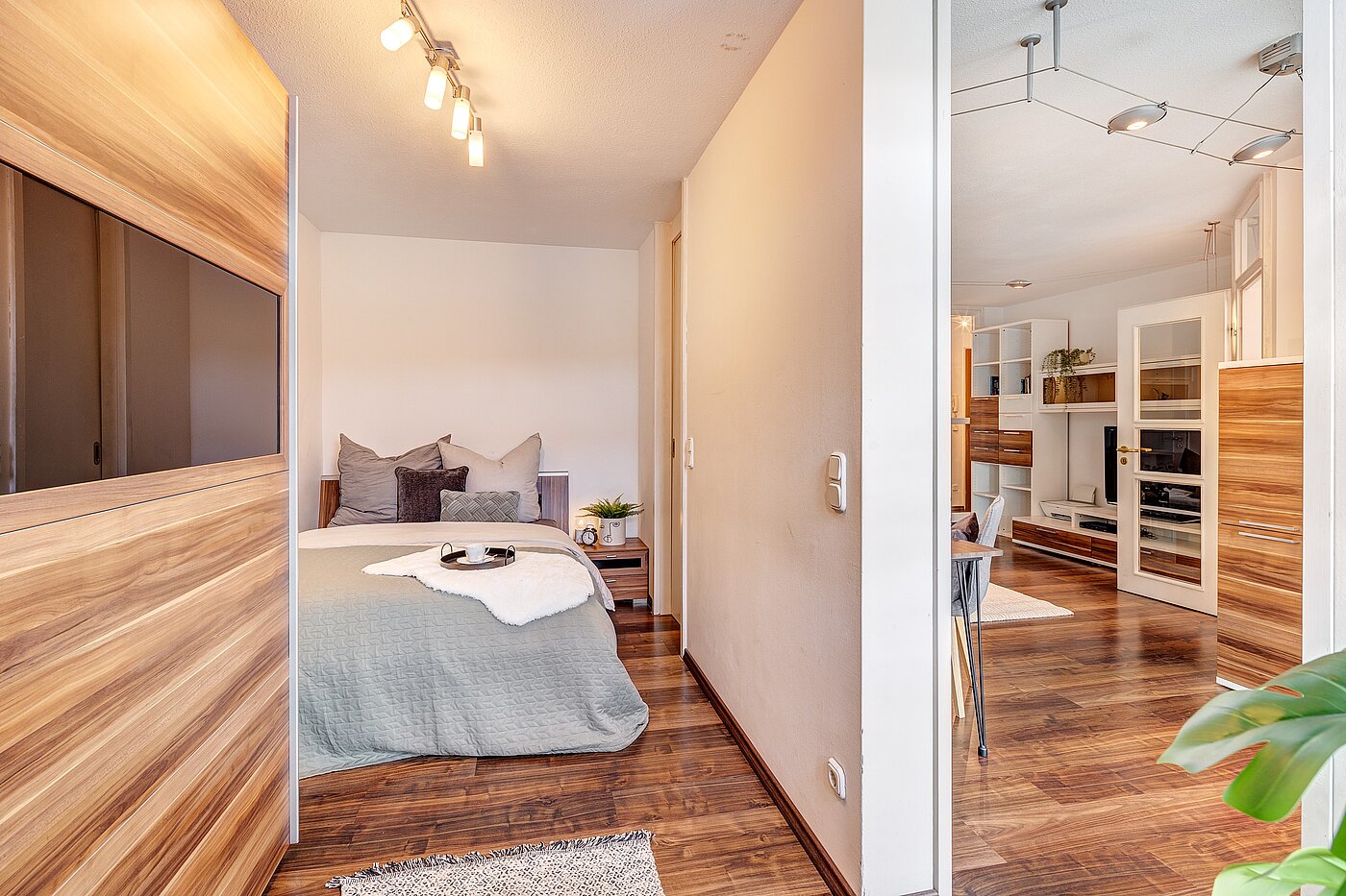 フラット 部屋数 2 部屋 | München-Schwabing | 2205ML71 | Blick ins Schlafzimmer...