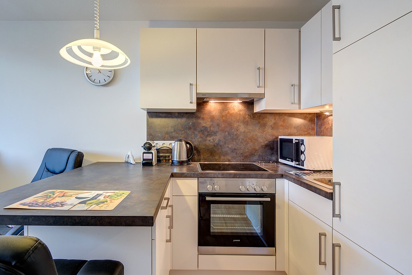 フラット 部屋数 1 部屋 | München-Berg am Laim | 2301ML4 | ...gut ausgestattet und mit Esstheke