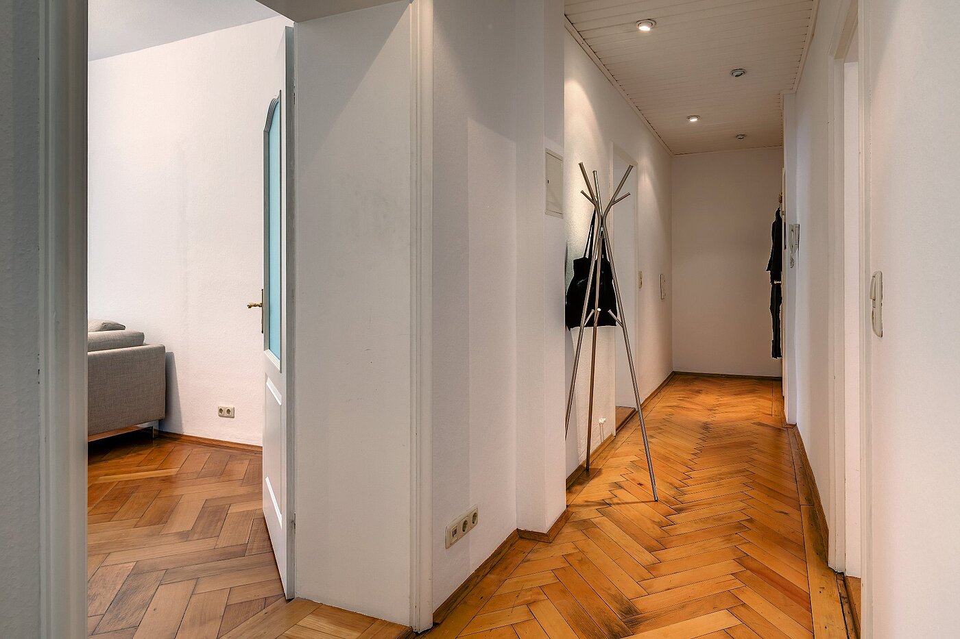 フラット 部屋数 3.5 部屋 | München-Haidhausen | 1803ML1 | geräumiger Flur