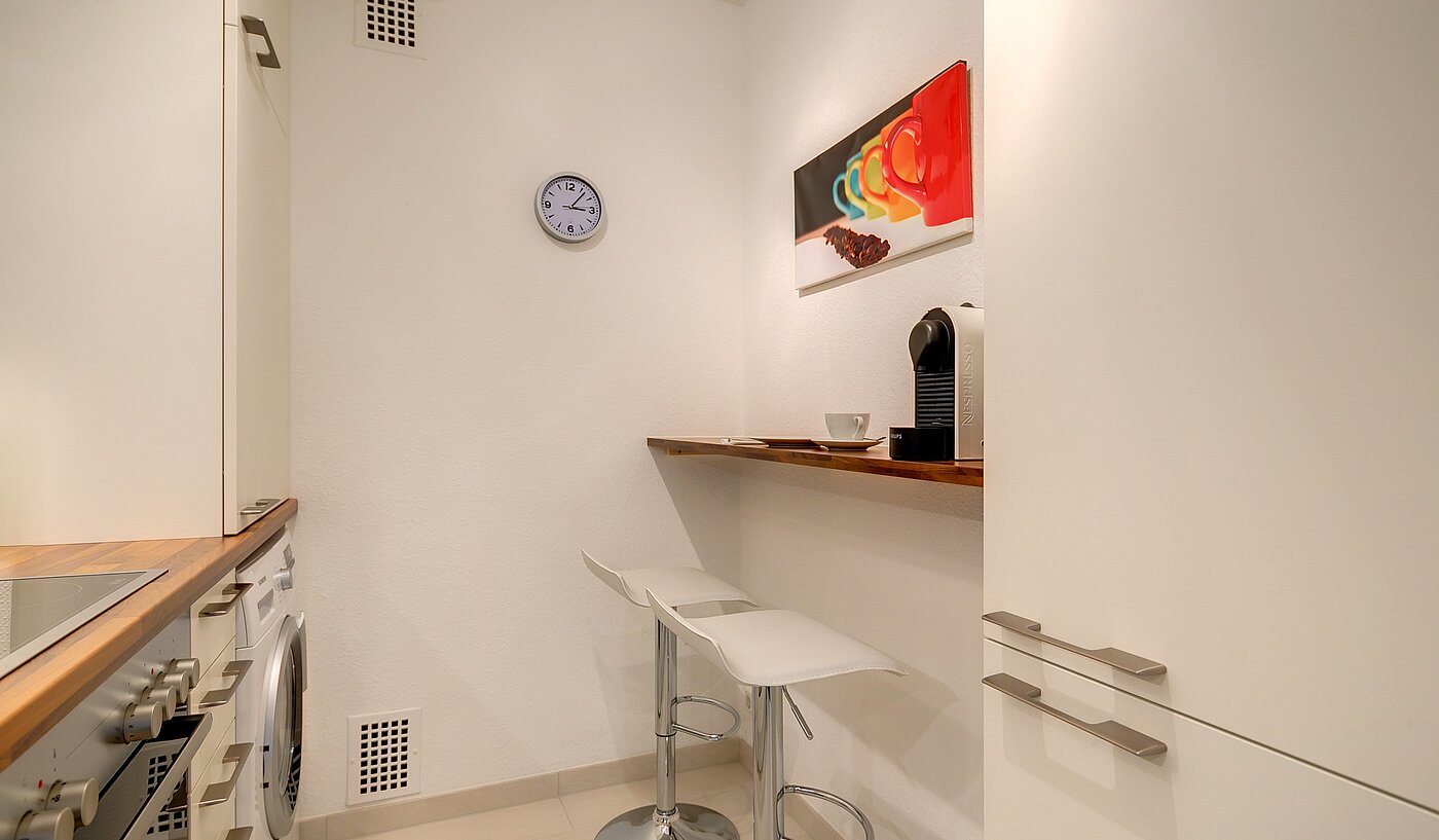 フラット 部屋数 2 部屋 | München-Schwabing | 70096 | Ideale Ausstattung