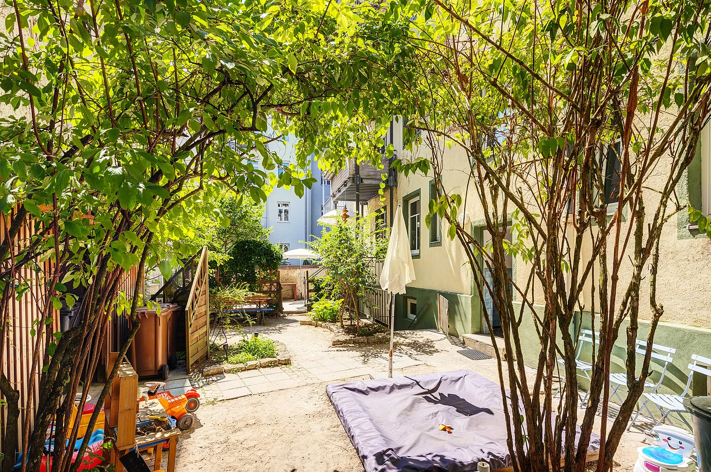 フラット 部屋数 1.5 部屋 | München-Neuhausen | 70473 | Einladender Innenhof