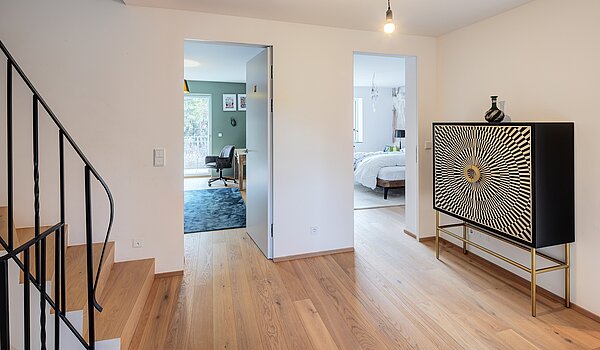 角のテラスハウス 部屋数 6 部屋 | München-Trudering | 70191 | Diele im Obergeschoss