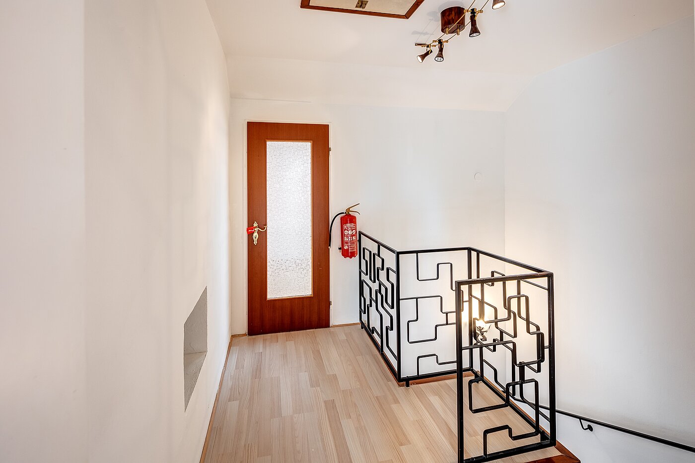 センターハウス 部屋数 4 部屋 | Maisach | 70125 | ...nach oben