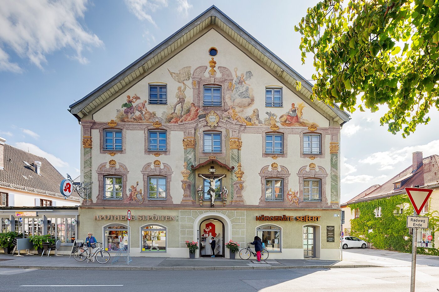 Büro 部屋数 9 部屋 | Weilheim in Oberbayern | 2108ML44 | ...mit historischen Gebäuden