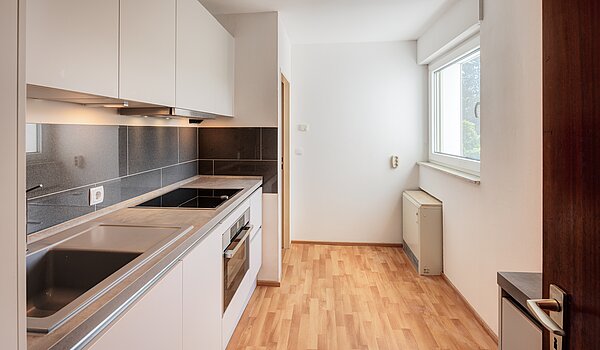 フラット 部屋数 2 部屋 | München-Hadern | 70410 | Küche mit Fenster...